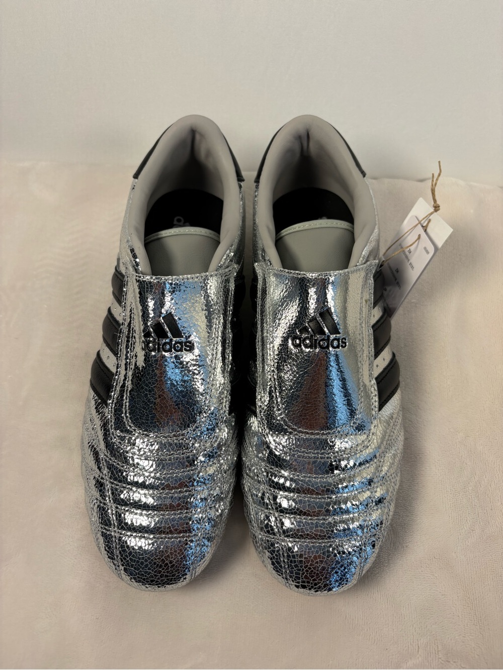 Adidas Taekwondo Women's Sz US 8.5 Silver Metallic Black Slip-On Sneaker JH9664